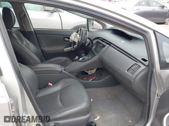 2010 Toyota Prius II with VIN JTDKN3DU2A0152775, listed as a IAAI auction lot 42047386 with 172,994 mi miles and . Bid and sale history available at DreamBid. Image 5.