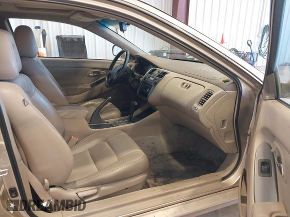 2001 Honda Accord EX с VIN 1HGCG225X1A015003, выставлен на аукционе IAAI как лот 41866796 с пробегом 196 000 миль миль и . История ставок и продаж доступна на DreamBid. Изображение 5.