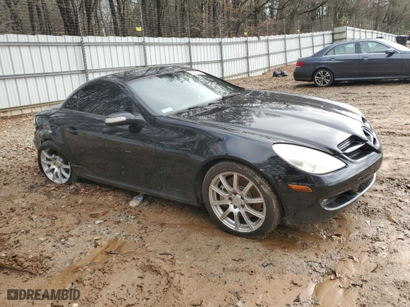 2006 Mercedes-Benz SLK-Class 3.5L with VIN WDBWK56F26F083318, listed as a Copart auction lot 88875815 with 139,003 mi miles and Salvage Title. Bid and sale history available at carsss.com. Image 4.