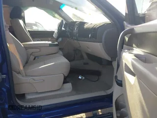 2013 Chevrolet Silverado 1500 LT with VIN 3GCPKSE74DG373909, listed as a IAAI auction lot 41844261 with 108,991 mi miles. Bid and sale history available at carsss.com. Image 5.