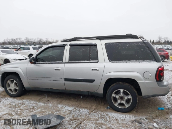 2004 Chevrolet TrailBlazer EXT LS with VIN 1GNET16S346226037, listed as a IAAI auction lot 41565416 with 193,534 mi miles. Bid and sale history available at carsss.com. Image 13.