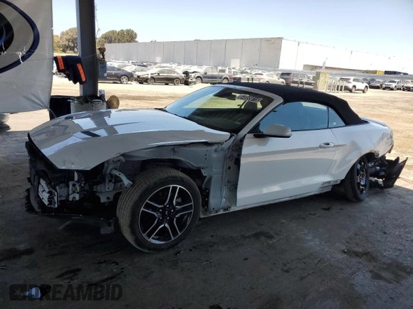 2022 Ford Mustang EcoBoost z VIN 1FATP8UH6N5124216, wystawiony jako Copart lot #64855615 z przebiegiem 58 577 mil mil oraz Szkoda całkowita • Salvage title. Historia ofert i sprzedaży dostępna na DreamBid. Obrazek 1.