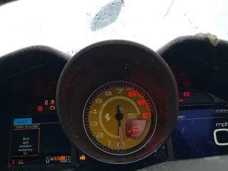 2022 Ferrari Portofino z VIN ZFF02RPA0N0278807, wystawiony jako IAAI lot #41012890 z przebiegiem 5325 mil mil oraz . Historia ofert i sprzedaży dostępna na DreamBid. Obrazek 7.