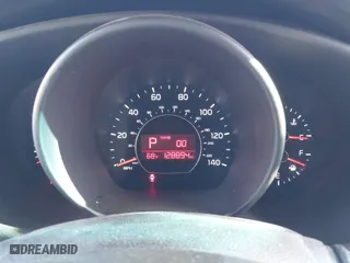 2015 Kia Soul with VIN KNDJN2A24F7181251, listed as a IAAI auction lot 41988230 with 128,894 mi miles. Bid and sale history available at carsss.com. Image 7.