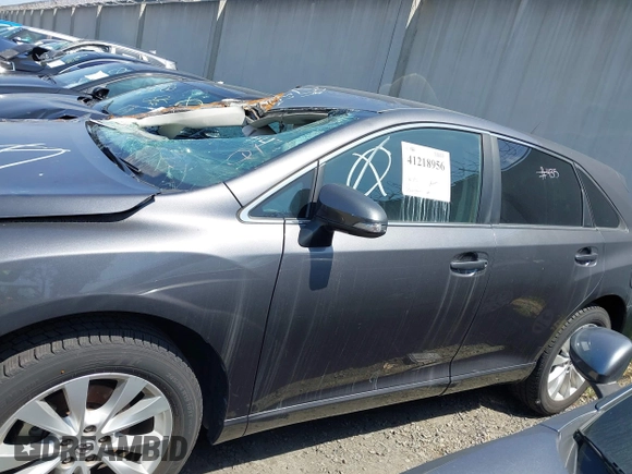 2014 Toyota Venza LE with VIN 4T3ZA3BB2EU085608, listed as a IAAI auction lot 41218956 with 74,355 mi miles. Bid and sale history available at carsss.com. Image 14.
