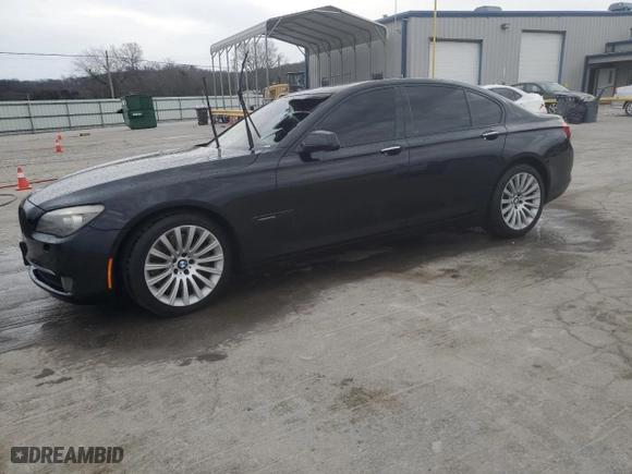 2009 BMW 7 Series 750i with VIN WBAKA83589CY33694, listed as a Copart auction lot 47671345 with 0 mi miles and Salvage Title. Bid and sale history available at carsss.com. Image 1.