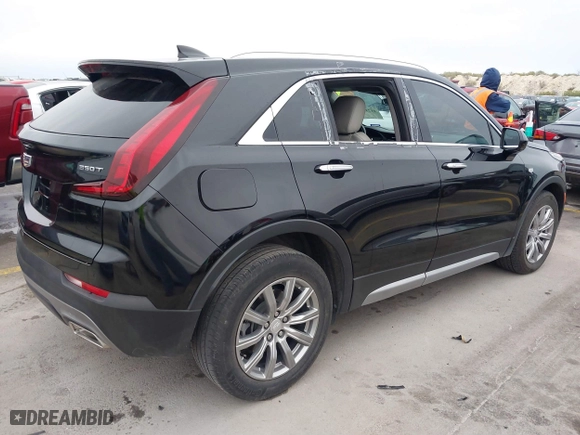 2020 Cadillac XT4 FWD Premium Luxury with VIN 1GYFZCR48LF142955, listed as a IAAI auction lot 41255161 with 39,830 mi miles. Bid and sale history available at carsss.com. Image 4.