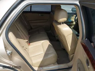 2006 Cadillac DTS w/1SC with VIN 1G6KD57Y76U106178, listed as a IAAI auction lot 41936652 with 226,614 mi miles. Bid and sale history available at carsss.com. Image 8.