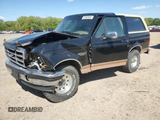 1994 Ford Bronco Custom with VIN 1FMEU15H2RLB24261, listed as a Copart auction lot 52582645 with 215,931 mi miles and Clean Title. Bid and sale history available at DreamBid. Image 1.
