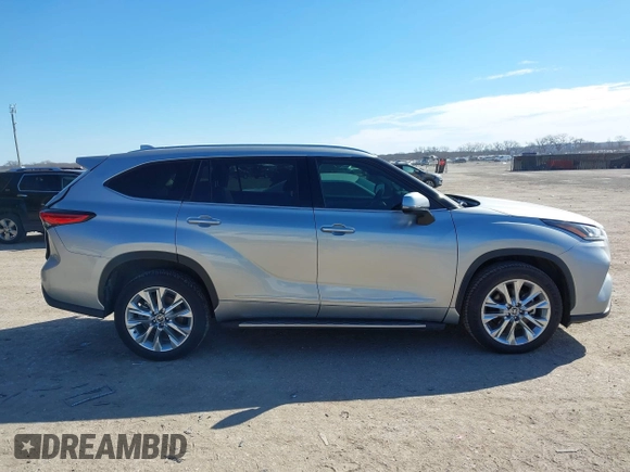 2021 Toyota Highlander Limited z VIN 5TDYZRAHXMS081464, wystawiony jako IAAI lot #41631810 z przebiegiem 61 446 mil mil oraz . Historia ofert i sprzedaży dostępna na DreamBid. Obrazek 13.