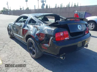 2007 Ford Mustang GT Deluxe with VIN 1ZVHT82H275285063, listed as a IAAI auction lot 41969173 with 78,725 mi miles. Bid and sale history available at carsss.com. Image 3.