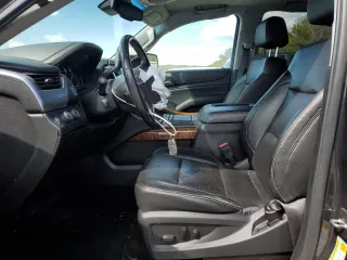 2016 Chevrolet Tahoe LTZ z VIN 1GNSKCKC3GR433613, wystawiony jako Copart lot #51834575 z przebiegiem 159 073 mil mil oraz Szkoda całkowita • Salvage title. Historia ofert i sprzedaży dostępna na DreamBid. Obrazek 7.
