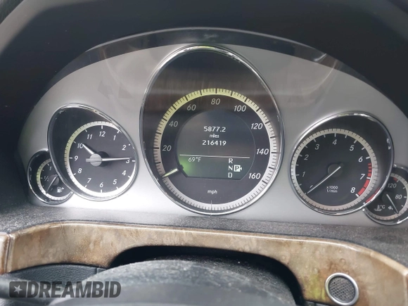 2011 Mercedes-Benz E 550 Luxury with VIN WDDHF9AB9BA407503, listed as a IAAI auction lot 42515013 with 216,419 mi miles and . Bid and sale history available at DreamBid. Image 7.