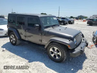 2018 Jeep Wrangler JK Unlimited Sahara with VIN 1C4HJWEG1JL919420, listed as a Copart auction lot 68130694 with 62,130 mi miles and Salvage Title. Bid and sale history available at carsss.com. Image 4.