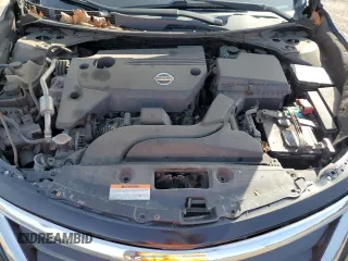 2015 Nissan Altima 2.5 z VIN 1N4AL3AP5FN888321, wystawiony jako Copart lot #51566165 z przebiegiem 117 805 mil mil oraz Czysty tytuł • Clean title. Historia ofert i sprzedaży dostępna na DreamBid. Obrazek 11.