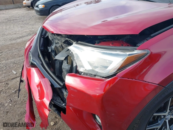 2018 Toyota RAV4 SE with VIN JTMJFREV7JD237235, listed as a IAAI auction lot 41870553 with 116,114 mi miles. Bid and sale history available at carsss.com. Image 20.