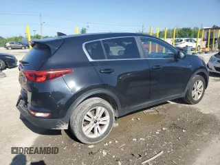 2017 Kia Sportage LX z VIN KNDPMCAC4H7103647, wystawiony jako Copart lot #56745355 z przebiegiem 105 461 mil mil oraz Szkoda całkowita • Salvage title. Historia ofert i sprzedaży dostępna na DreamBid. Obrazek 3.