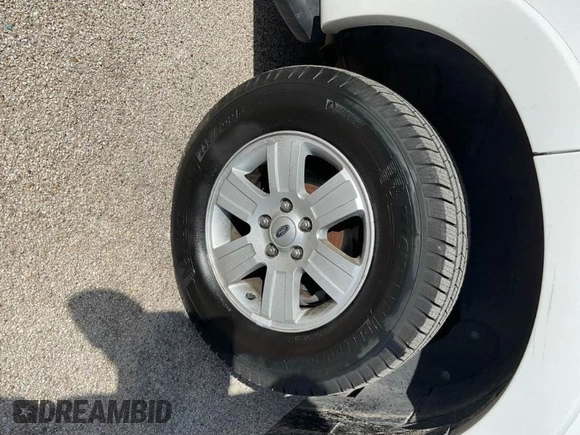 2010 Ford Explorer XLT с VIN 1FMEU7DE3AUB07851, выставлен на аукционе IAAI как лот 41961633 с пробегом 63 400 миль миль и . История ставок и продаж доступна на DreamBid. Изображение 1.
