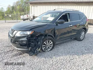 2020 Nissan Rogue SV z VIN JN8AT2MV4LW136313, wystawiony jako IAAI lot #42063856 z przebiegiem 36 298 mil mil oraz . Historia ofert i sprzedaży dostępna na DreamBid. Obrazek 17.