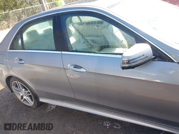 2014 Mercedes-Benz E 550 Sport with VIN WDDHF9BB0EB040245, listed as a IAAI auction lot 41817415 with 162,238 mi miles and . Bid and sale history available at DreamBid. Image 13.