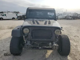 2018 Jeep Wrangler JK Unlimited Sport S with VIN 1C4BJWDGXJL908746, listed as a Copart auction lot 75881844 with 69,805 mi miles and Salvage Title. Bid and sale history available at carsss.com. Image 5.