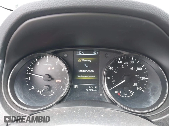 2017 Nissan Rogue SV with VIN JN8AT2MT1HW146593, listed as a IAAI auction lot 41528155 with 73,703 mi miles. Bid and sale history available at carsss.com. Image 7.