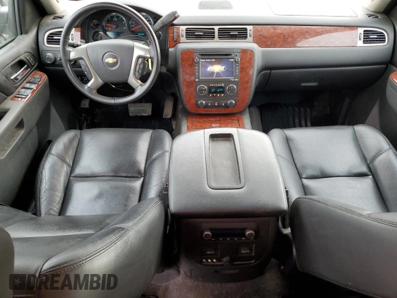 2012 Chevrolet Avalanche LTZ with VIN 3GNTKGE75CG211935, listed as a Copart auction lot 76454444 with 35,555 mi miles and Salvage Title. Bid and sale history available at carsss.com. Image 8.