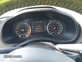 2018 Jeep Renegade Latitude with VIN ZACCJBBB0JPG91837, listed as a IAAI auction lot 42113032 with 139,873 mi miles and . Bid and sale history available at DreamBid. Image 7.