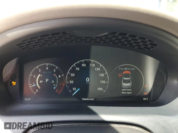 2017 Jaguar XJ with VIN SAJWA2G79H8W08264, listed as a Copart auction lot 47294255 with 70,645 mi miles and Non Repairable. Bid and sale history available at carsss.com. Image 9.