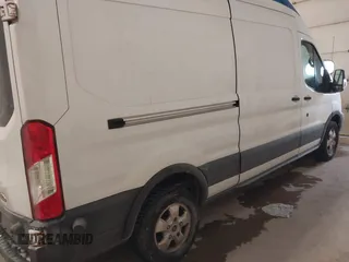 2018 Ford Transit with VIN 1FTYR2XM0JKA07145, listed as a IAAI auction lot 41498843 with 449,413 mi miles and . Bid and sale history available at DreamBid. Image 4.