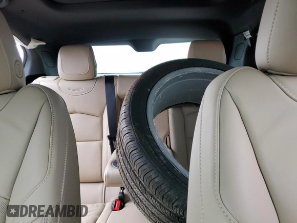 2024 Cadillac XT4 FWD Premium Luxury z VIN 1GYFZCR44RF241880, wystawiony jako Copart lot #44975635 z przebiegiem 2 385 mil mil oraz Szkoda całkowita • Salvage title. Historia ofert i sprzedaży dostępna na DreamBid. Obrazek 10.