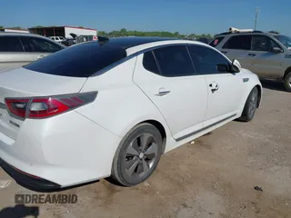 2015 Kia Optima Hybrid EX with VIN KNAGN4AD0F5085164, listed as a IAAI auction lot 41940584 with 129,841 mi miles. Bid and sale history available at carsss.com. Image 4.