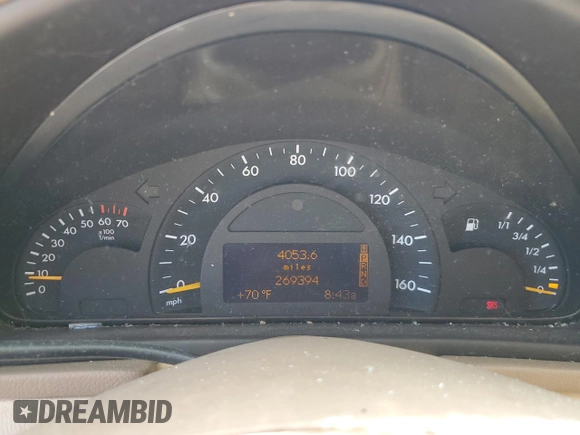 2003 Mercedes-Benz C 240 z VIN WDBRH81J03F424333, wystawiony jako Copart lot #51584265 z przebiegiem 269 394 mil mil oraz Szkody całkowita. Historia ofert i sprzedaży dostępna na DreamBid. Obrazek 9.