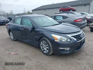 2013 Nissan Altima SV with VIN 1N4AL3AP8DN500589, listed as a IAAI auction lot 41916649 with 143,427 mi miles and . Bid and sale history available at carsss.com. Image 1.