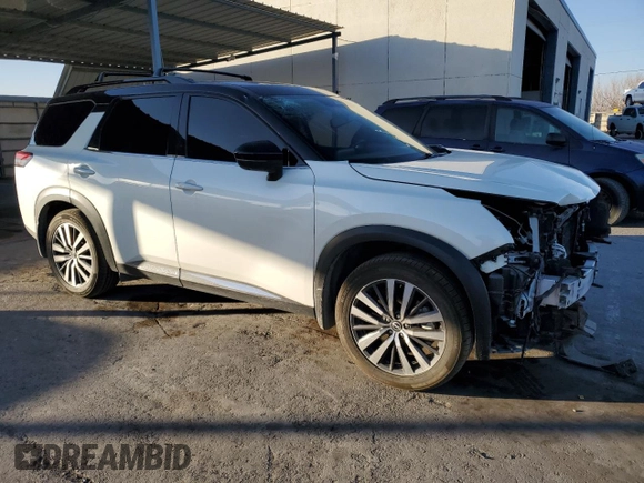 2022 Nissan Pathfinder Platinum z VIN 5N1DR3DH9NC235801, wystawiony jako Copart lot #89058675 z przebiegiem 49 260 mil mil oraz Szkoda całkowita • Salvage title. Historia ofert i sprzedaży dostępna na DreamBid. Obrazek 4.