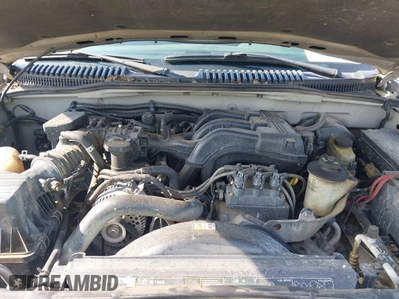 2004 Ford Explorer XLS with VIN 1FMZU72K94UB45244, listed as a IAAI auction lot 42300250 with 267,809 mi miles and . Bid and sale history available at DreamBid. Image 10.
