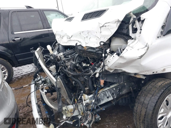 2024 Ford Transit Passenger XL с VIN 1FBAX2YG9RKA12439, выставлен на аукционе IAAI как лот 41673862 с пробегом Не указан миль и . История ставок и продаж доступна на DreamBid. Изображение 6.