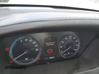 2016 Hyundai Sonata Hybrid SE with VIN KMHE24L19GA016614, listed as a Copart auction lot 89388265 with 136,028 mi miles and Salvage Title. Bid and sale history available at carsss.com. Image 9.