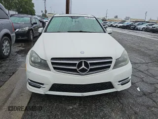 2014 Mercedes-Benz C 250 Sport with VIN WDDGF4HB4EA933398, listed as a Copart auction lot 49122985 with 141,039 mi miles and Clean title. Bid and sale history available at DreamBid. Image 5.