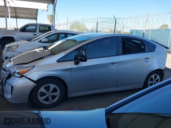 2015 Toyota Prius Four with VIN JTDKN3DU8F1999155, listed as a IAAI auction lot 41852226 with 415,013 mi miles. Bid and sale history available at carsss.com. Image 14.