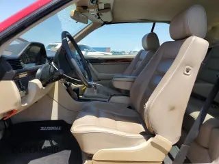 1995 Mercedes-Benz E 320 with VIN WDBEA66E3SC260806, listed as a Copart auction lot 55919665 with 114,083 mi miles and Salvage Title. Bid and sale history available at DreamBid. Image 7.