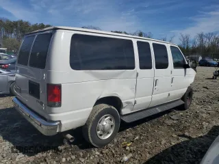 2014 Ford Econoline Passenger XL z VIN 1FBNE3BL3EDA08209, wystawiony jako Copart lot #46532505 z przebiegiem 136 444 mil mil oraz Szkody całkowita. Historia ofert i sprzedaży dostępna na DreamBid. Obrazek 3.
