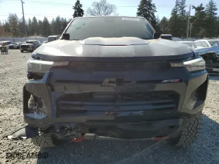 2024 Chevrolet Colorado 4WD ZR2 with VIN 1GCPTFEK1R1319644, listed as a Copart auction lot 53423545 with 4,082 mi miles and Salvage Title. Bid and sale history available at carsss.com. Image 5.