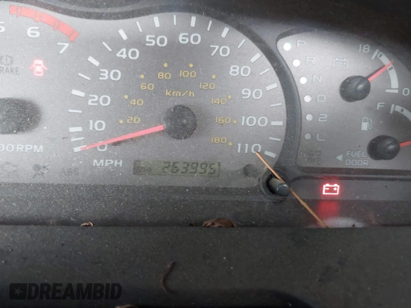 2003 Toyota Sequoia SR5 with VIN 5TDZT34A63S153440, listed as a IAAI auction lot 41928838 with 263,995 mi miles. Bid and sale history available at carsss.com. Image 7.