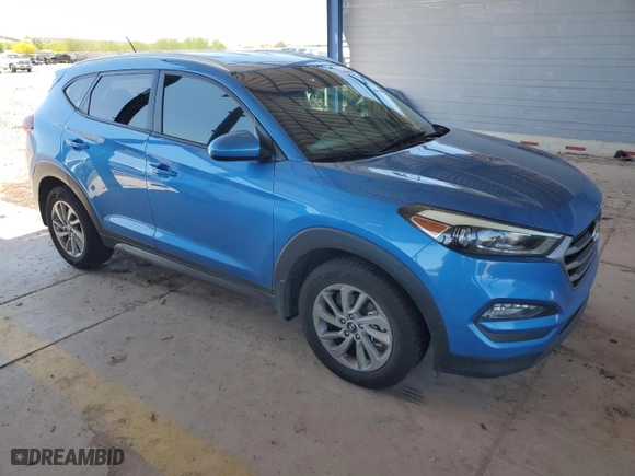 2016 Hyundai Tucson SE with VIN KM8J33A40GU210062, listed as a Copart auction lot 52736055 with 178,704 mi miles and Clean Title. Bid and sale history available at carsss.com. Image 4.