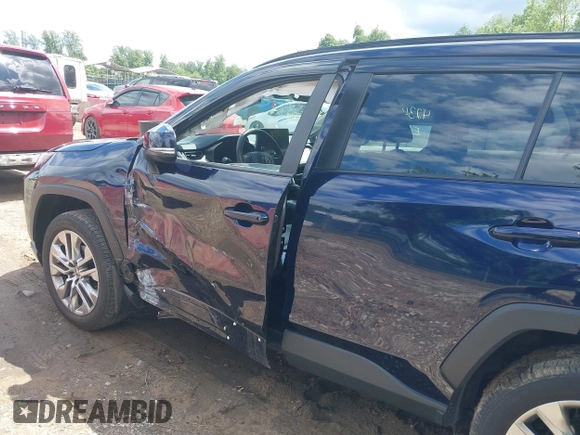 2024 Toyota RAV4 XLE Premium with VIN 2T3A1RFV4RW411404, listed as a IAAI auction lot 42342453 with 20,741 mi miles and . Bid and sale history available at DreamBid. Image 17.