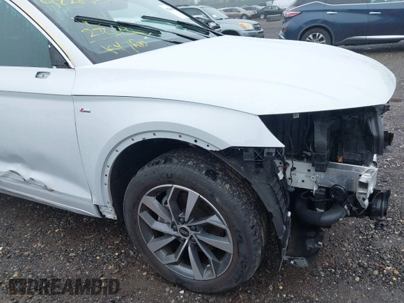 2023 Audi Q5 S line Premium Plus with VIN WA1EAAFY9P2089095, listed as a IAAI auction lot 42263035 with 10,279 mi miles and . Bid and sale history available at DreamBid. Image 18.