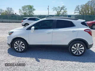 2019 Buick Encore Preferred with VIN KL4CJASB8KB933337, listed as a IAAI auction lot 42055371 with 41,662 mi miles. Bid and sale history available at carsss.com. Image 14.