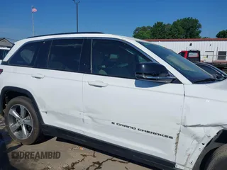 2022 Jeep Grand Cherokee Limited с VIN 1C4RJHBG3N8540707, выставлен на аукционе IAAI как лот 42176048 с пробегом Не указан миль и . История ставок и продаж доступна на DreamBid. Изображение 12.