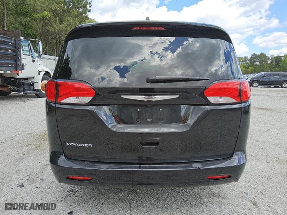 2022 Chrysler Voyager LX with VIN 2C4RC1CG2NR153022, listed as a Copart auction lot 52040355 with 110,588 mi miles and Clean Title. Bid and sale history available at carsss.com. Image 6.